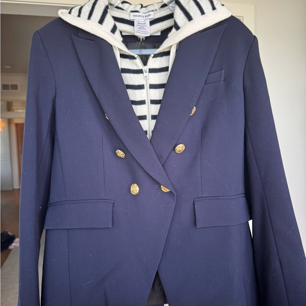 Veronica Beard Wool-Cashmere Blend Dickey Blazer with bonus cashmere Dickey